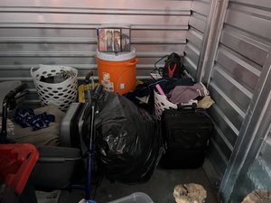 10 x 10 storage unit in Fort Lauderdale, FL
