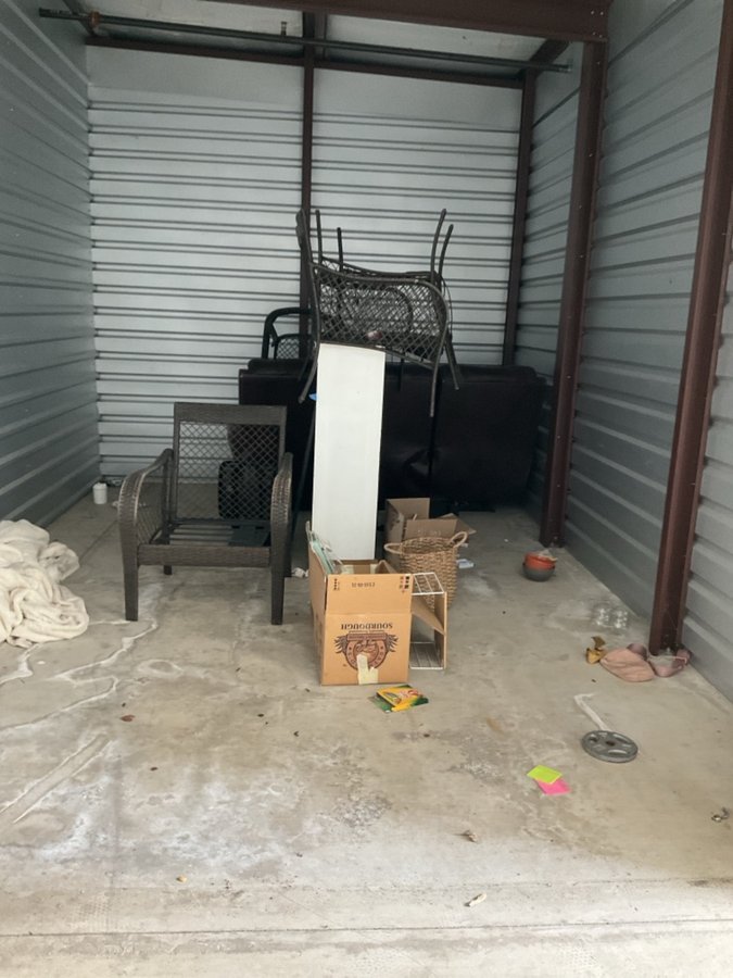 10 x 15 storage unit in Soulsbyville, CA