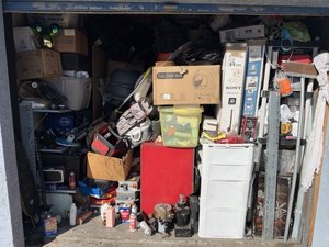 10 x 25 storage unit in Anaheim, CA
