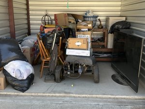 10 x 10 storage unit in Soulsbyville, CA