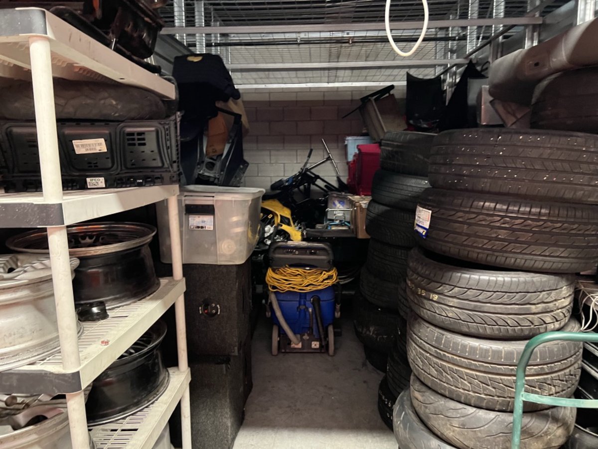 10 x 20 storage unit in Fort Lauderdale, FL