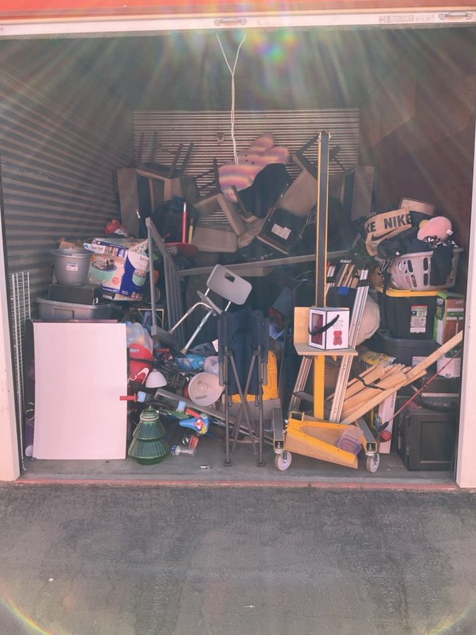 10 x 14 storage unit in Fresno, CA
