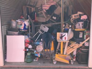 10 x 14 storage unit in Fresno, CA