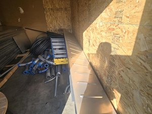 10 x 15 storage unit in Norwalk, CA