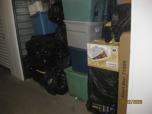 10 x 11 storage unit in Van Nuys, CA