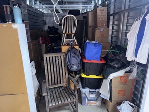 10 x 20 storage unit in Gardena, CA