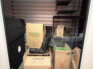 5 x 10 storage unit in La Mirada, CA