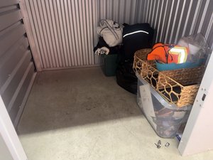5 x 5 storage unit in Gardena, CA