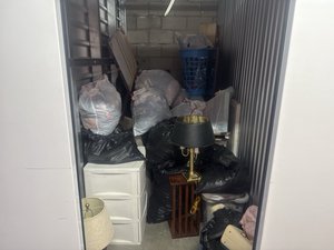 5 x 10 storage unit in Gardena, CA