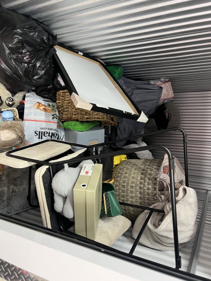 5 x 10 storage unit in Ft Lauderdale, FL