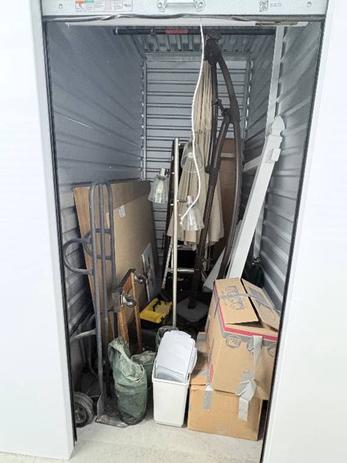 5 x 10 storage unit in Rancho Cordova, CA