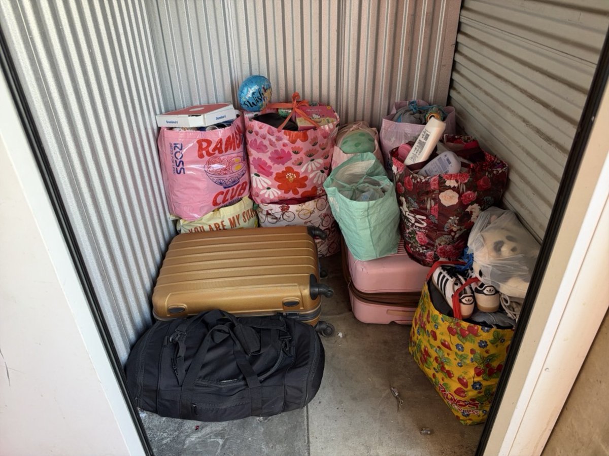 5 x 5 storage unit in Orange, CA
