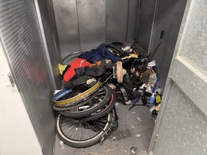5 x 7 storage unit in Orange, CA
