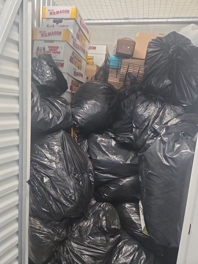 5 x 5 storage unit in Ellicott City, MD