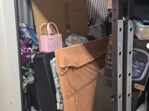 10 x 10 storage unit in Baltimore, MD