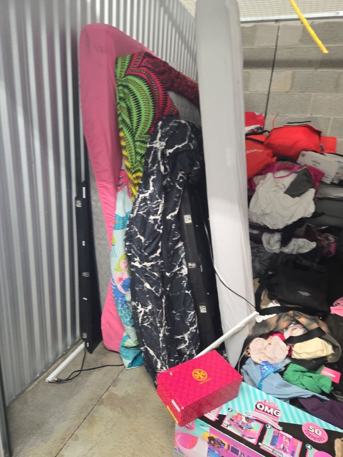 7 x 10 storage unit in Columbia, MD