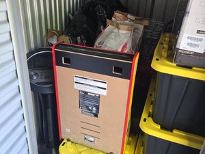5 x 5 storage unit in Elkridge, MD