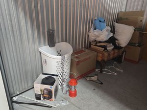 10 x 10 storage unit in Baltimore, MD