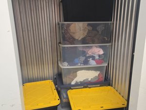 5 x 5 storage unit in Baltimore, MD