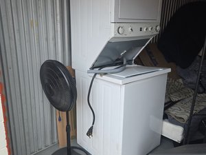 10 x 20 storage unit in Baltimore, MD