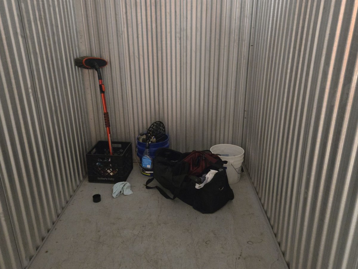 5 x 10 storage unit in Baltimore, MD