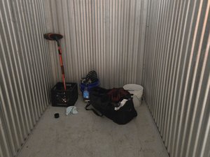 5 x 10 storage unit in Baltimore, MD