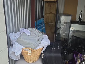 10 x 20 storage unit in Baltimore, MD