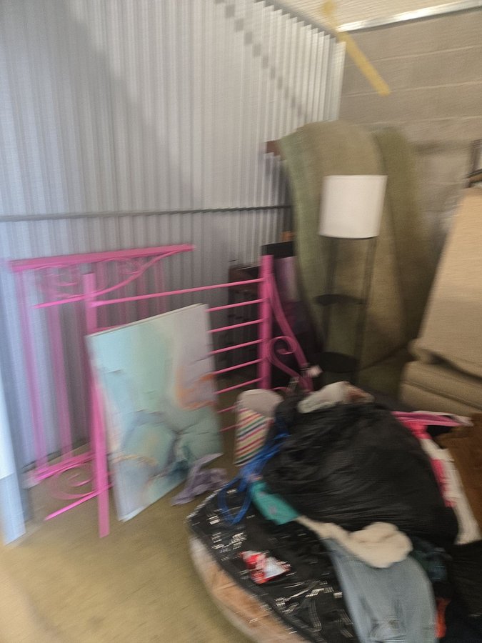 10 x 10 storage unit in Columbia, MD