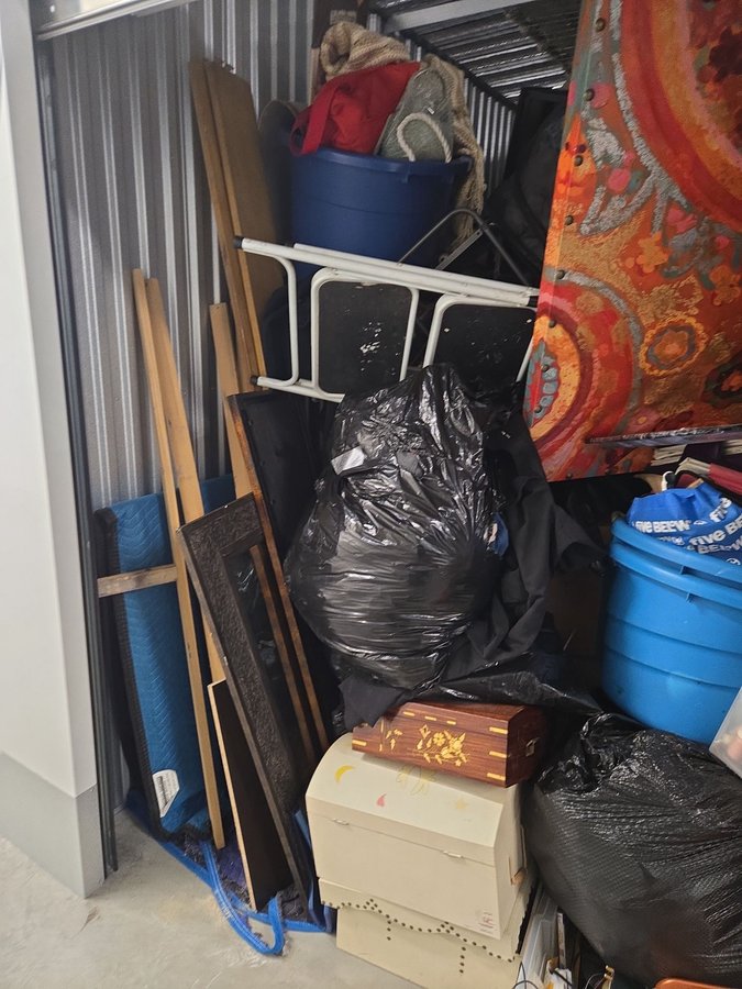 10 x 15 storage unit in Columbia, MD