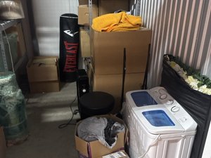 7 x 10 storage unit in Baltimore, MD