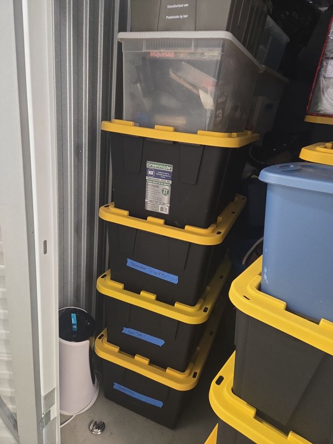 5 x 10 storage unit in Elkridge, MD