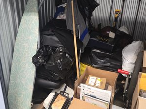 10 x 10 storage unit in Baltimore, MD