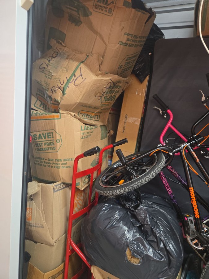 5 x 7 storage unit in Baltimore, MD