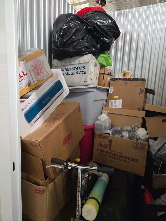 5 x 5 storage unit in Baltimore, MD