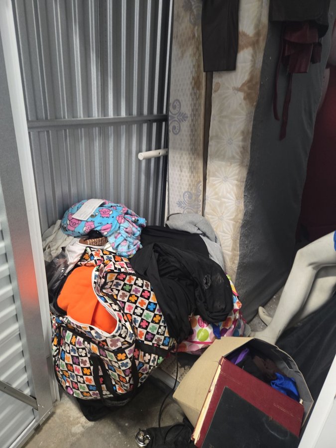 5 x 10 storage unit in Baltimore, MD