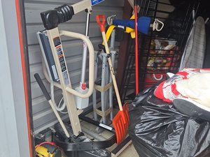 10 x 20 storage unit in Baltimore, MD