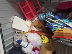10 x 15 storage unit in Baltimore, MD