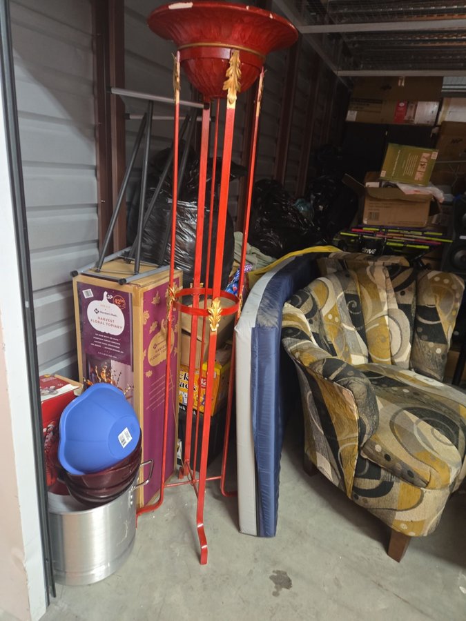 10 x 20 storage unit in Baltimore, MD