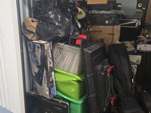 10 x 10 storage unit in Baltimore, MD