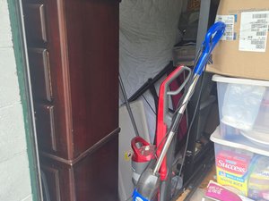 10 x 10 storage unit in Windsor Mill, MD