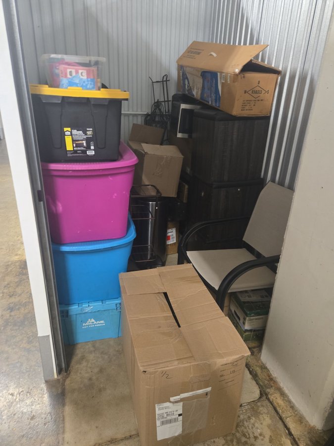 5 x 15 storage unit in Baltimore, MD