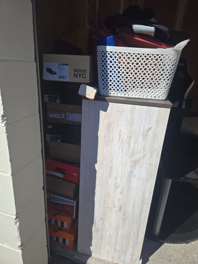 10 x 15 storage unit in Baltimore, MD