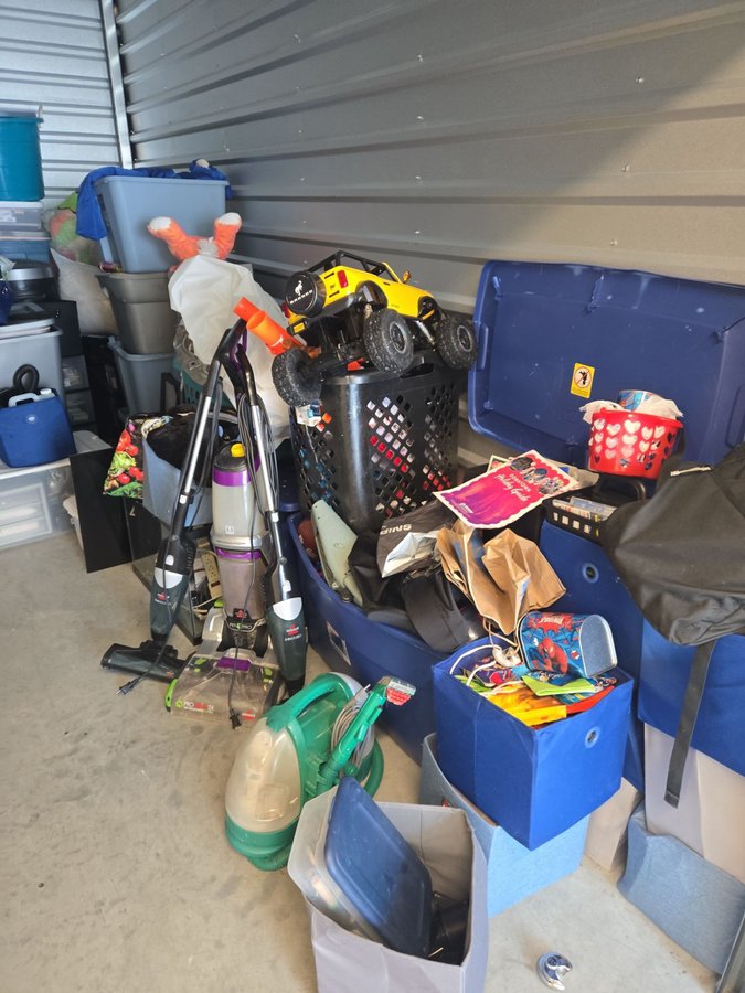 10 x 15 storage unit in Woodlawn, MD