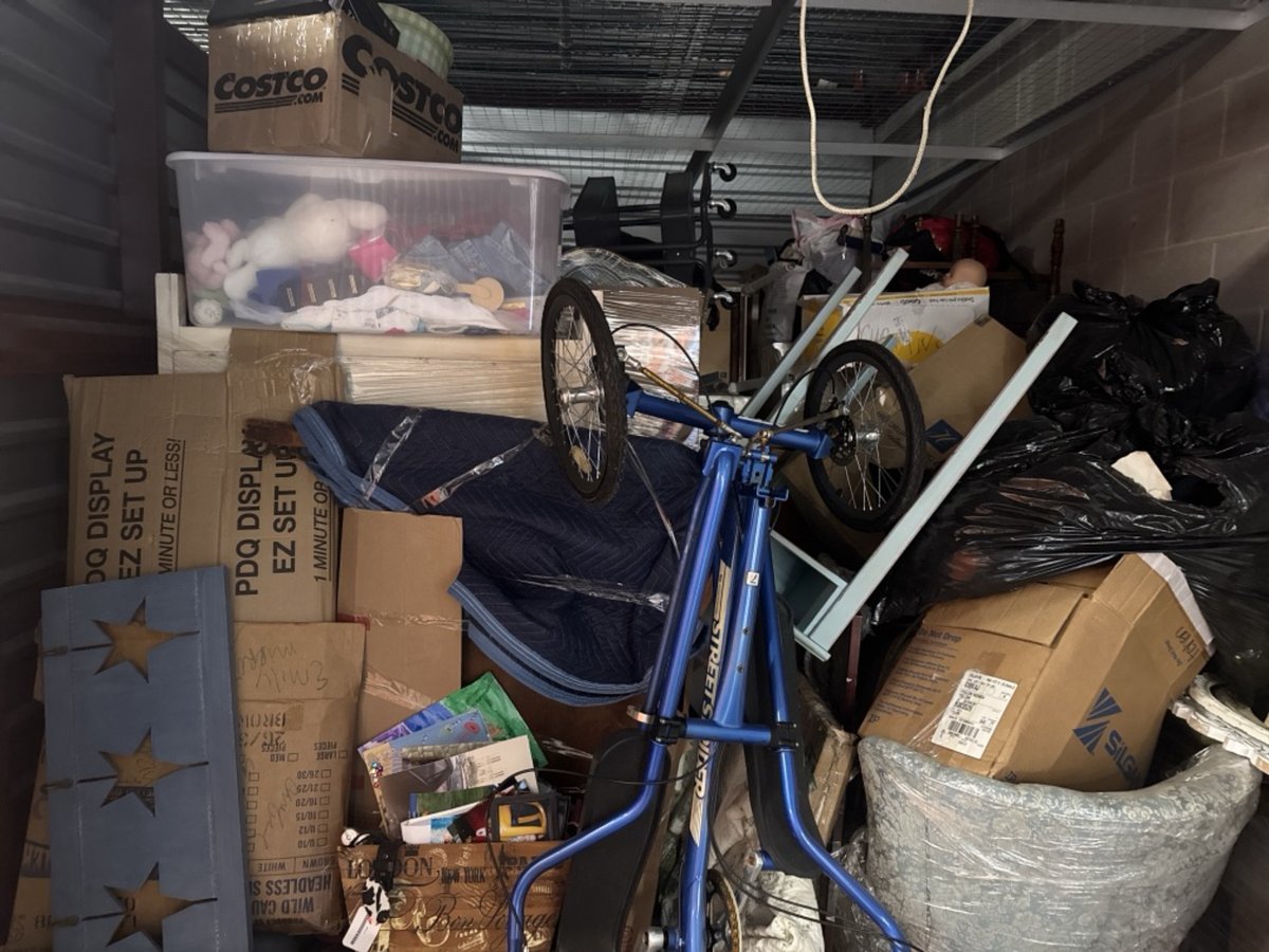 10 x 15 storage unit in Timonium, MD