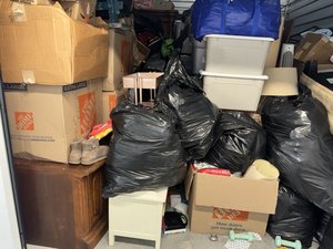 10 x 15 storage unit in Woodlawn, MD