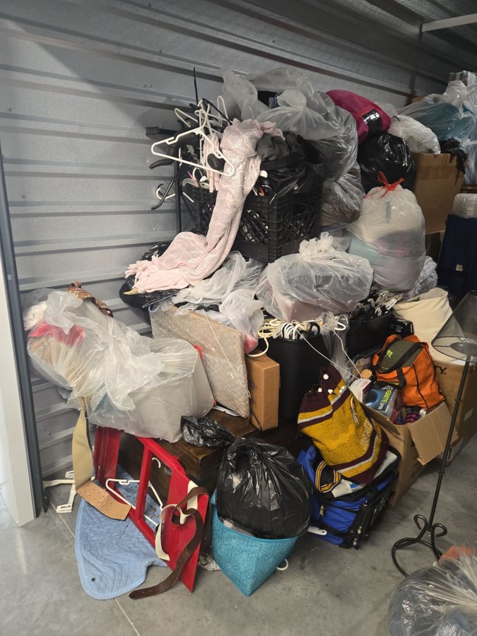 10 x 20 storage unit in Woodlawn, MD