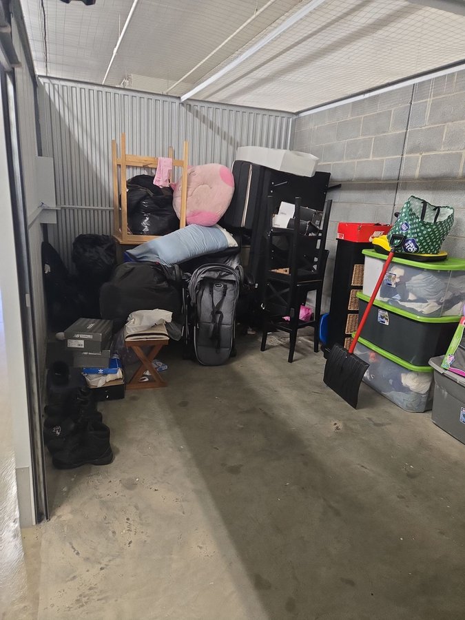10 x 20 storage unit in Baltimore, MD