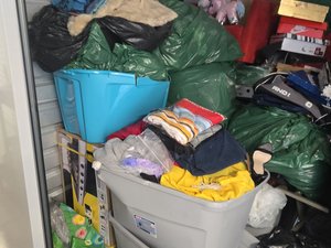 10 x 10 storage unit in Woodlawn, MD