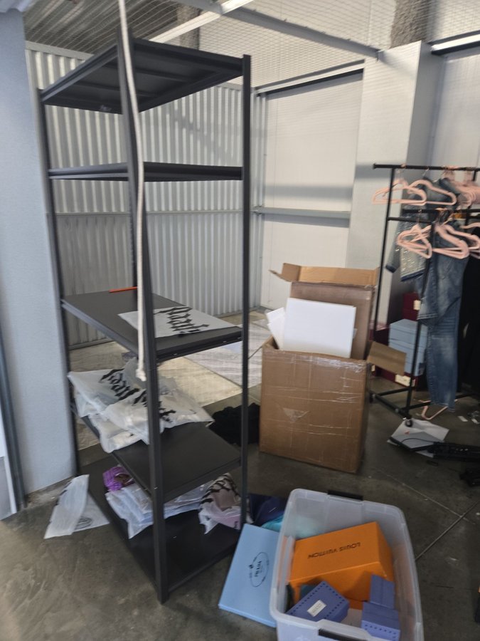 10 x 15 storage unit in Baltimore, MD