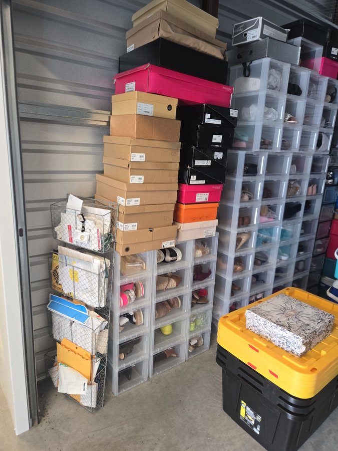 10 x 15 storage unit in Woodlawn, MD